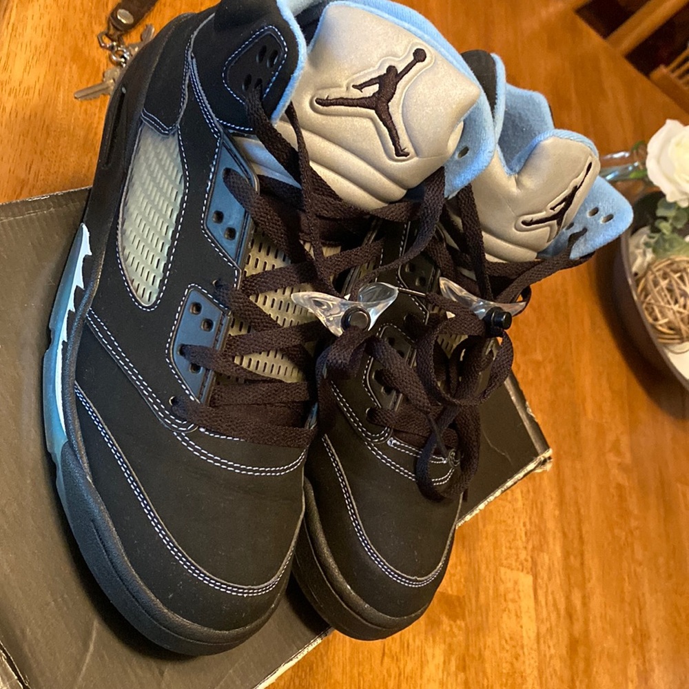 Jordan 5 (SOLD) - Picture 1 of 8